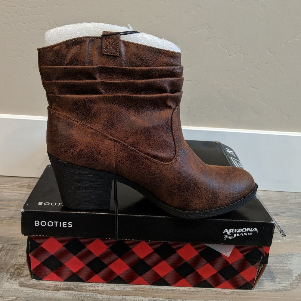 Arizona Booties BNIB